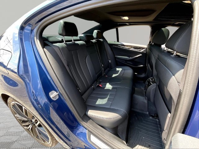 Used 2023 BMW 540i w/ M Sport Package RWD image 27