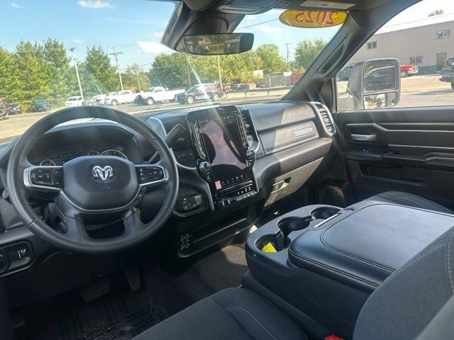 Used 2025 RAM 2500 Big Horn AWD/4WD image 15