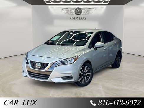 Used 2022 Nissan Versa SV FWD image 1