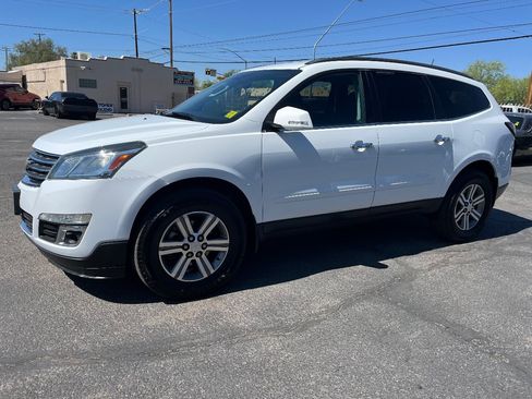 Used 2016 Chevrolet Traverse LT FWD image 10