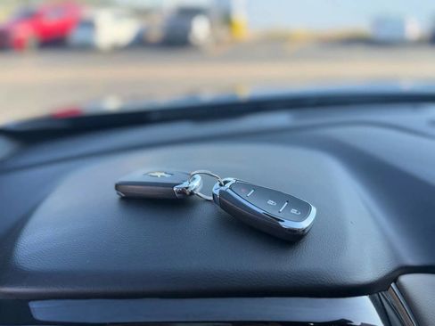 Used 2022 Chevrolet Traverse LS w/ LPO, Floor Liner Package image 30