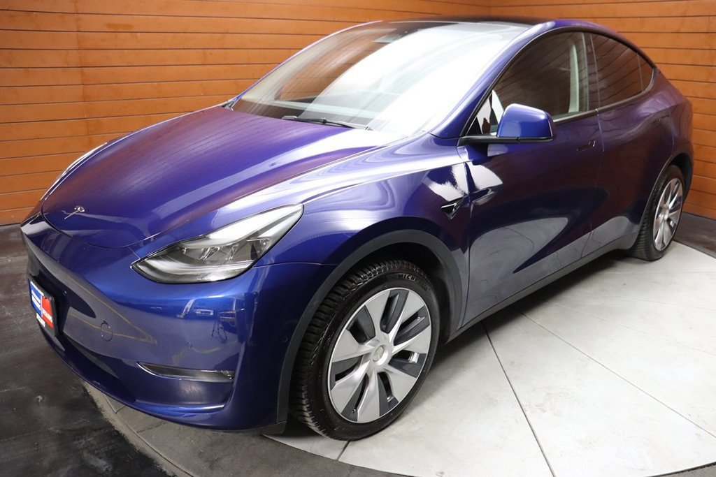 Used 2022 Tesla Model Y Long Range AWD/4WD image 6