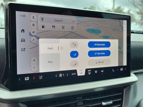 Used 2025 Ford Explorer ST-Line w/ Premium Package image 25