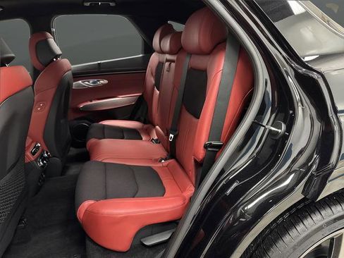 Used 2025 Genesis GV70 2.5T w/ Sport Prestige Package image 30