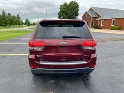 Used 2018 Jeep Grand Cherokee Limited AWD/4WD image 4