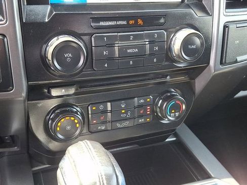 Used 2017 Ford F150 XLT w/ Equipment Group 302A Luxury image 15