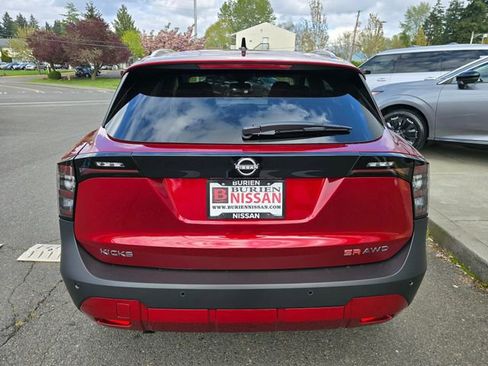 New 2026 Nissan Kicks SR AWD/4WD image 7