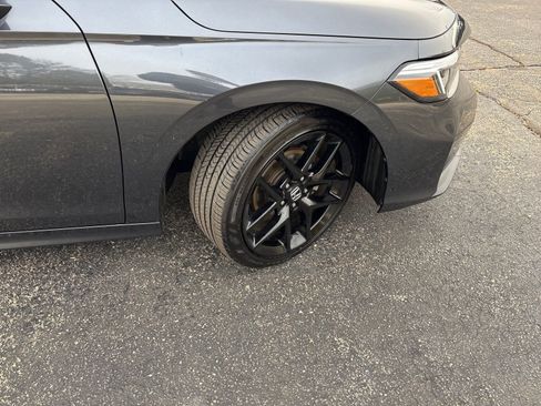 Used 2025 Honda Civic Sport image 33