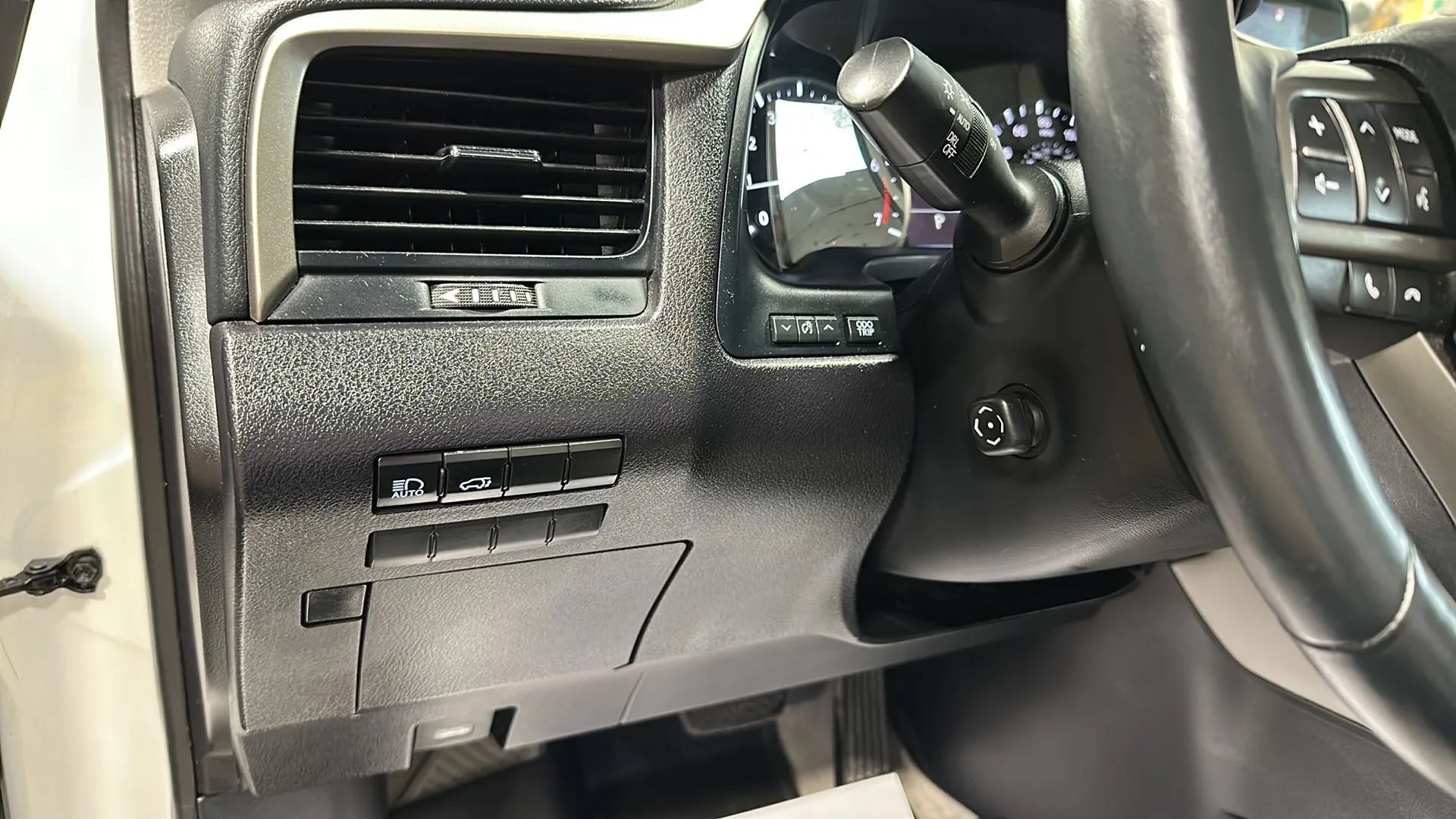 Used 2017 Lexus RX 350 AWD w/ Accessory Package image 28