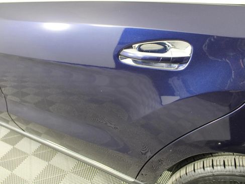 Used 2019 Mercedes-Benz GLS 450 4MATIC image 31