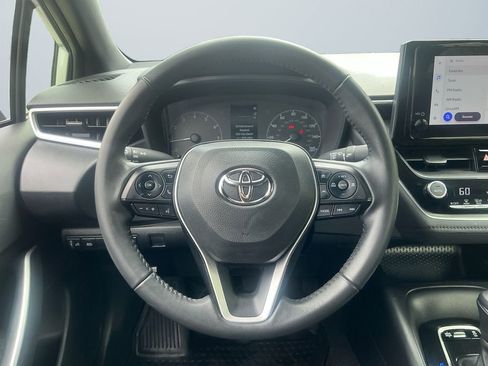 Used 2024 Toyota Corolla SE w/ SE Convenience Package image 13