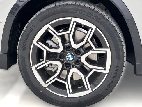 Used 2026 BMW X1 xDrive28i w/ Technology Package AWD/4WD image 11