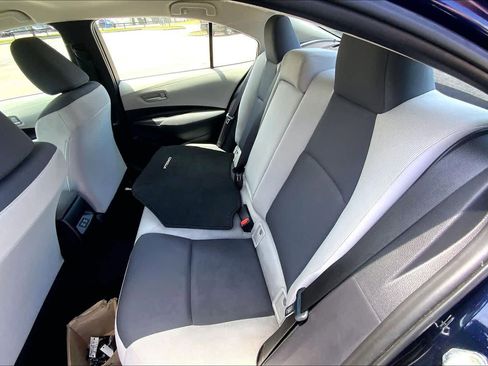 Used 2024 Toyota Corolla LE FWD image 27