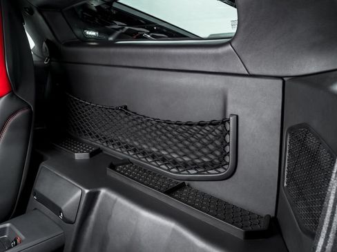 Used 2021 Lamborghini Huracan EVO RWD image 30