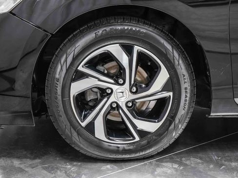 Used 2017 Honda Accord LX image 12