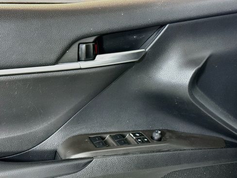 Used 2023 Toyota Camry SE FWD image 24