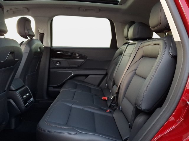 New 2026 Lincoln Nautilus Premier w/ Equipment Group 102A AWD/4WD image 9