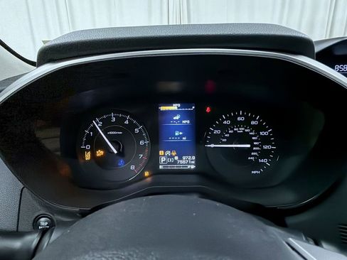 Used 2021 Subaru Crosstrek 2.0i Premium image 19