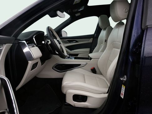 Used 2025 Jaguar F-PACE R-Dynamic S image 17