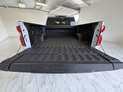 New 2026 Chevrolet Silverado 1500 LTZ w/ Z71 Off-Road Package AWD/4WD image 27