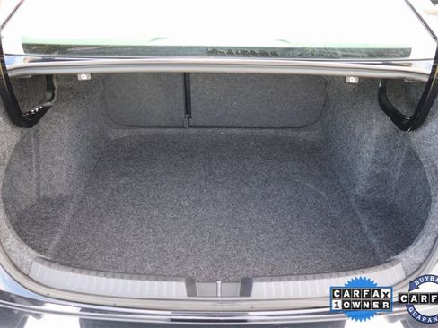 Used 2024 Volkswagen Jetta SE image 10