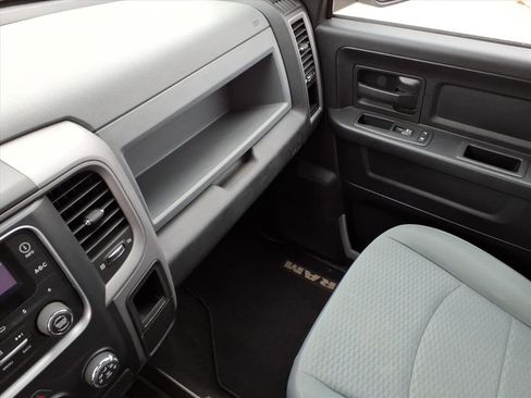 Used 2014 RAM 1500 Express image 24