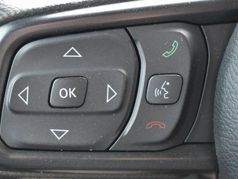 Used 2023 Jeep Gladiator Sport image 25