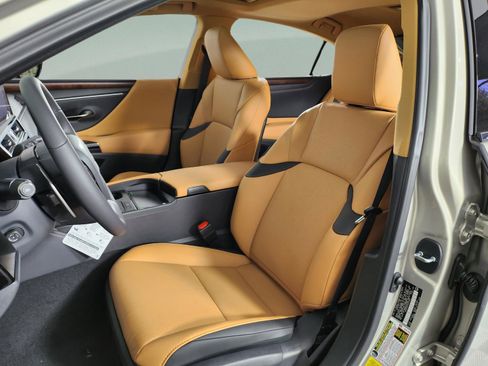 New 2025 Lexus ES 350 w/ Premium Package image 17