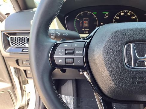Used 2025 Honda Civic Sport image 14