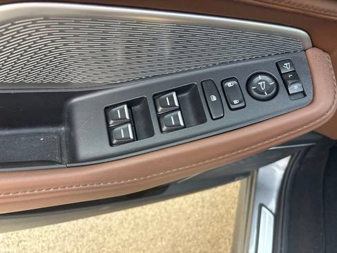 Used 2024 Acura MDX SH-AWD w/ Advance Package image 7