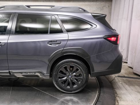 Used 2023 Subaru Outback Onyx Edition XT AWD/4WD image 8