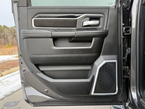 Used 2020 RAM 2500 Laramie w/ Night Edition image 13