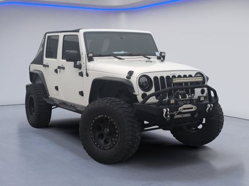 Used 2012 Jeep Wrangler Unlimited Sport image 2