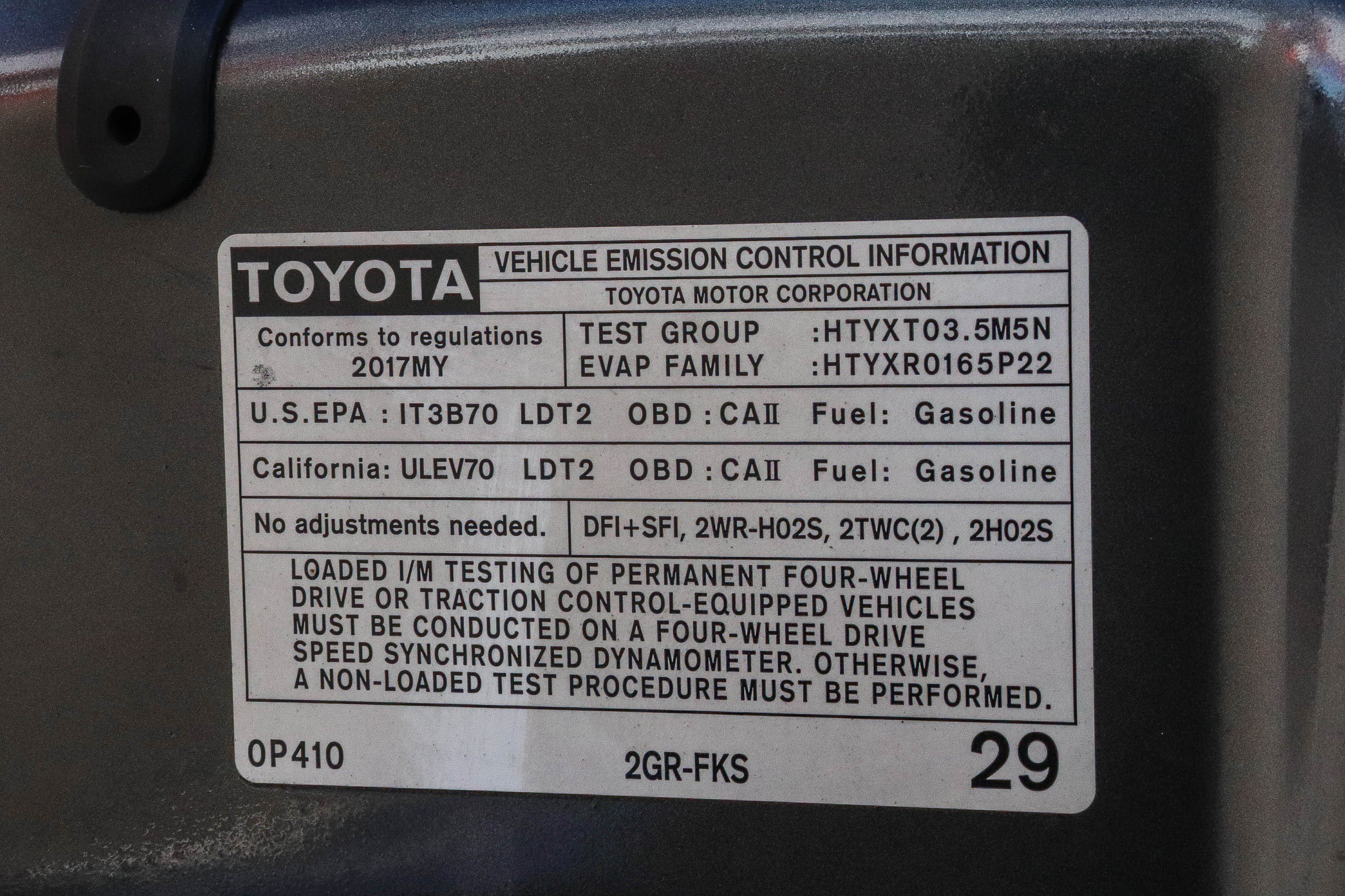 Used 2017 Toyota Tacoma TRD Sport w/ Tow Package RWD image 28