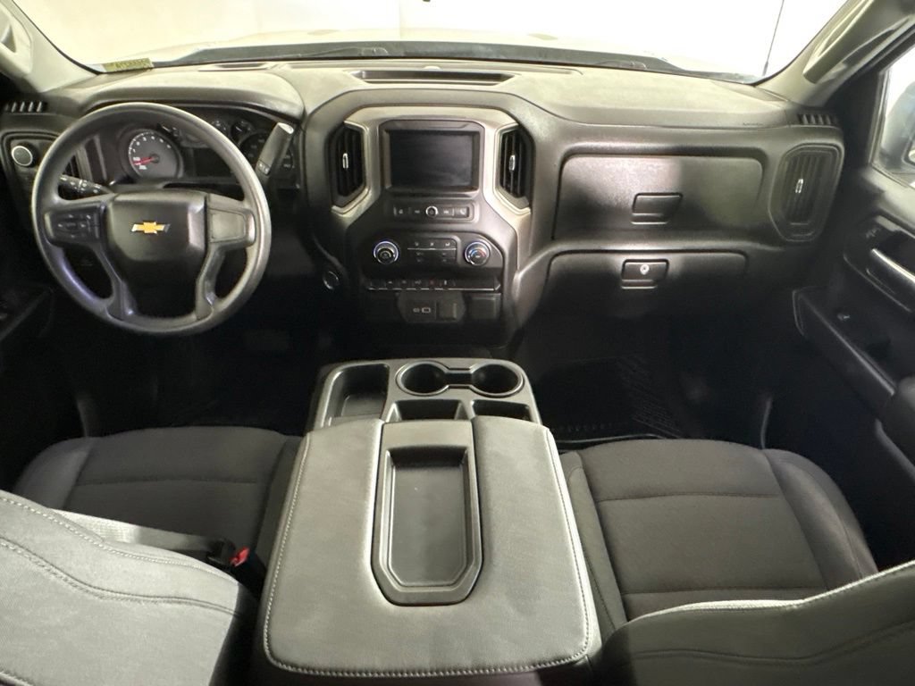 Used 2026 Chevrolet Silverado 1500 Custom AWD/4WD image 14
