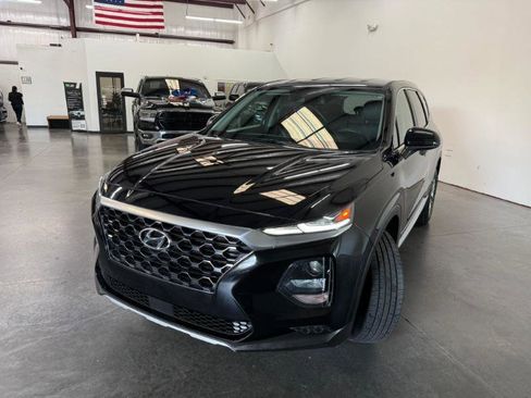 Used 2020 Hyundai Santa Fe SE image 24