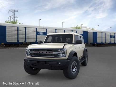 New 2026 Ford Bronco Outer Banks w/ Sasquatch Package AWD/4WD image 3