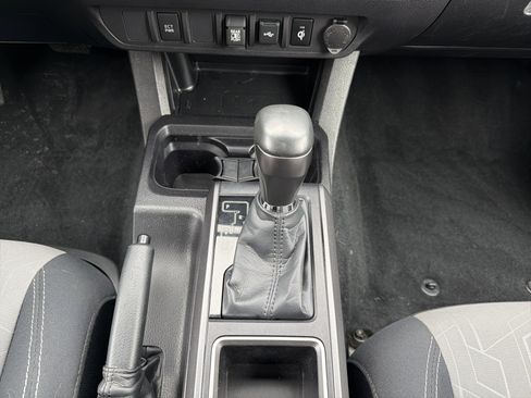 Used 2023 Toyota Tacoma TRD Off-Road image 24