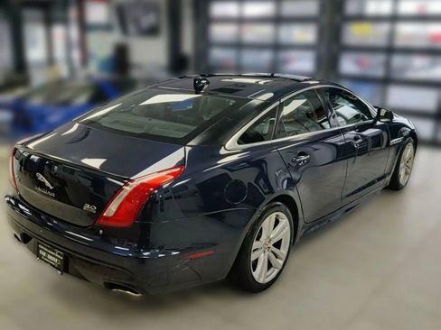 Used 2016 Jaguar XJ image 4