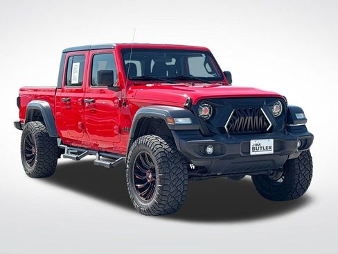 Used 2020 Jeep Gladiator Sport w/ Quick Order Package 24S AWD/4WD image 9