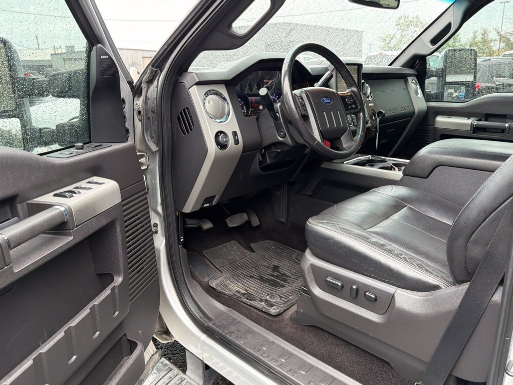 Used 2015 Ford F250 Lariat w/ Lariat Ultimate Package AWD/4WD image 11