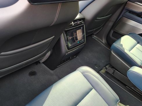 New 2025 Cadillac Escalade IQ Luxury 2 image 35