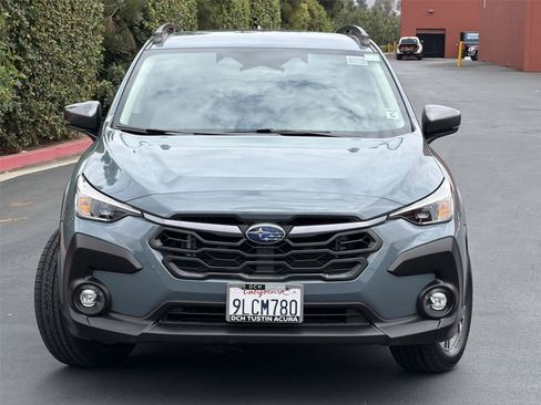 Used 2024 Subaru Crosstrek 2.0i Premium w/ Crosstrek Mirror Package AWD/4WD image 7