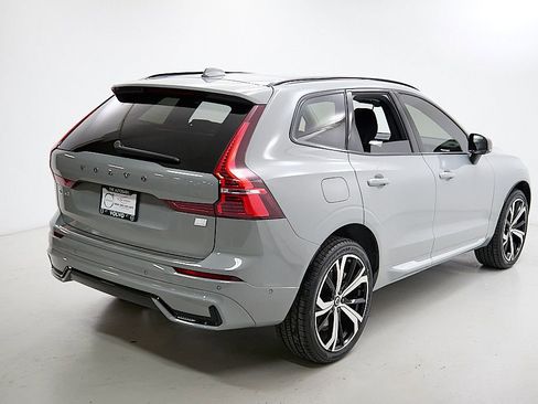 Certified 2024 Volvo XC60 T8 Ultimate w/ Protection Package Premier image 9