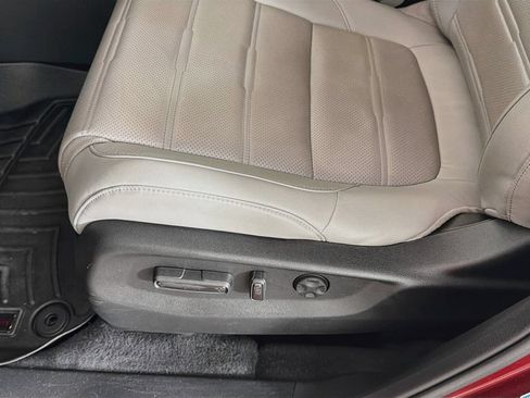 Used 2022 Honda CR-V Touring image 24
