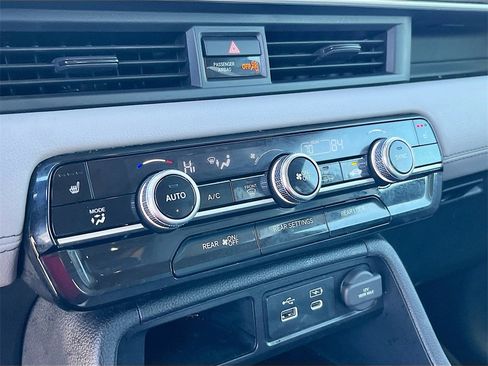 Used 2024 Honda Pilot EX-L image 15