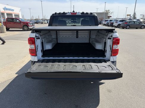 Used 2025 Ford Maverick XLT w/ XLT Luxury Package AWD/4WD image 23