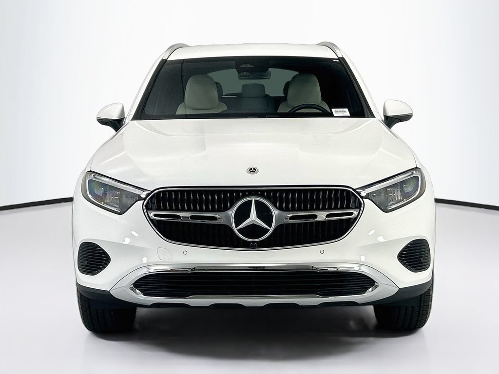 Certified 2025 Mercedes-Benz GLC 350e 4MATIC image 2
