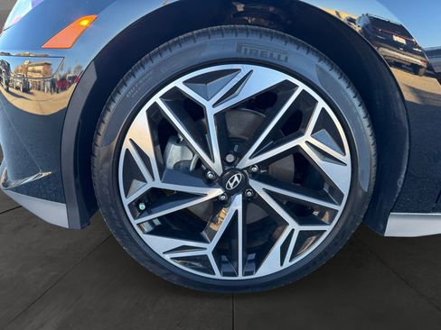 Certified 2025 Hyundai Ioniq 6 SEL image 14