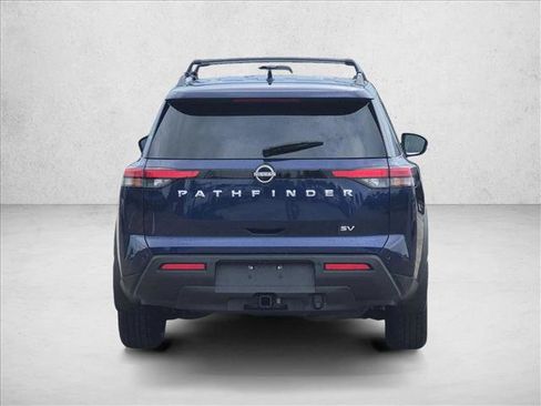 Used 2022 Nissan Pathfinder SV w/ SV Premium Package FWD image 3